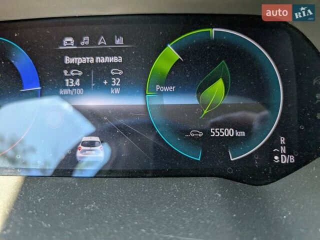 Белый Рено Зое, объемом двигателя 0 л и пробегом 56 тыс. км за 12500 $, фото 17 на Automoto.ua