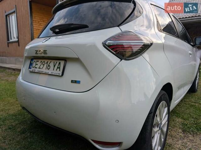 Белый Рено Зое, объемом двигателя 0 л и пробегом 56 тыс. км за 12500 $, фото 6 на Automoto.ua
