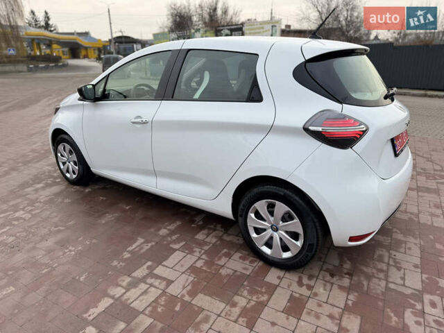 Белый Рено Зое, объемом двигателя 0 л и пробегом 116 тыс. км за 11499 $, фото 3 на Automoto.ua