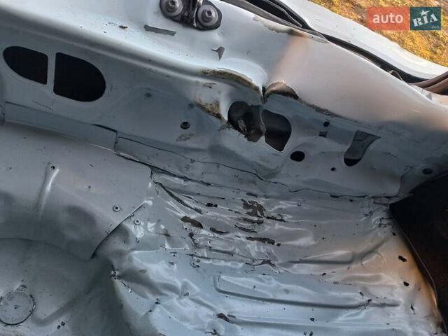 Белый Рено Зое, объемом двигателя 0 л и пробегом 19 тыс. км за 8900 $, фото 12 на Automoto.ua