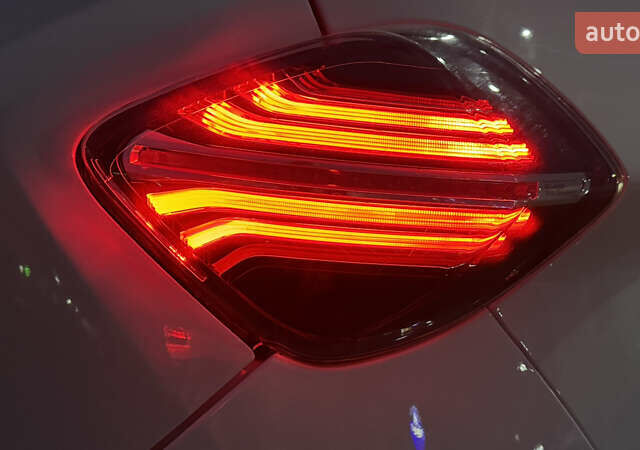 Белый Рено Зое, объемом двигателя 0 л и пробегом 44 тыс. км за 12950 $, фото 26 на Automoto.ua