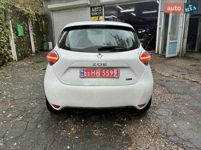 Білий Рено Зое, об'ємом двигуна 0 л та пробігом 20 тис. км за 12300 $, фото 2 на Automoto.ua