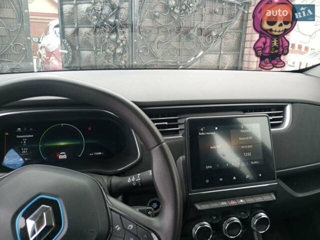 Білий Рено Зое, об'ємом двигуна 0 л та пробігом 116 тис. км за 10555 $, фото 32 на Automoto.ua