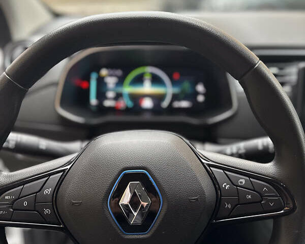 Білий Рено Зое, об'ємом двигуна 0 л та пробігом 69 тис. км за 11800 $, фото 38 на Automoto.ua