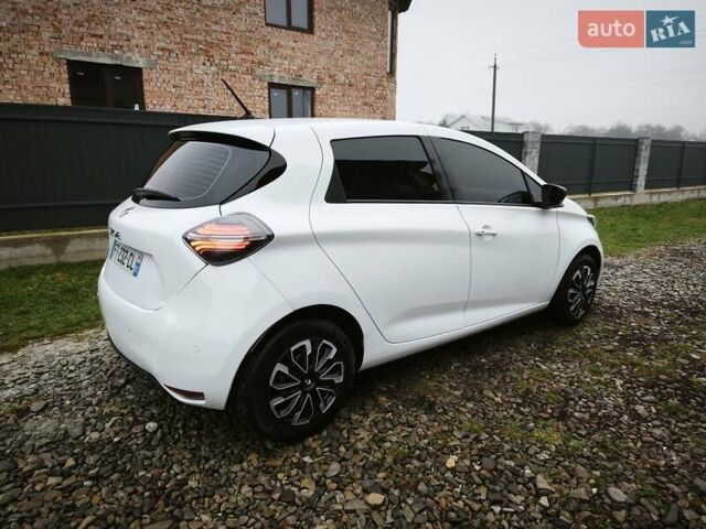 Білий Рено Зое, об'ємом двигуна 0 л та пробігом 98 тис. км за 10950 $, фото 27 на Automoto.ua