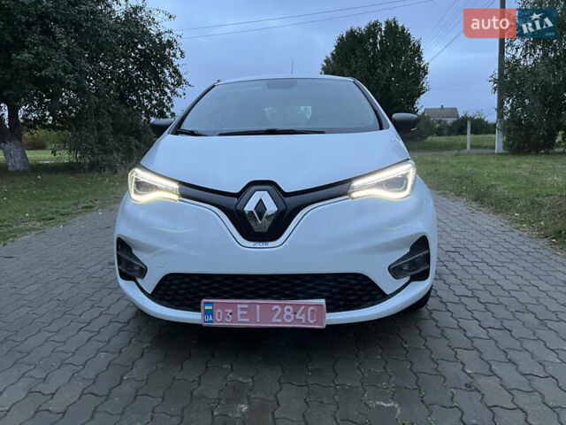 Белый Рено Зое, объемом двигателя 0 л и пробегом 26 тыс. км за 11700 $, фото 3 на Automoto.ua