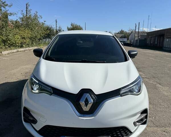 Білий Рено Зое, об'ємом двигуна 0 л та пробігом 41 тис. км за 13200 $, фото 8 на Automoto.ua