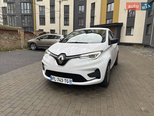 Білий Рено Зое, об'ємом двигуна 0 л та пробігом 69 тис. км за 11800 $, фото 13 на Automoto.ua