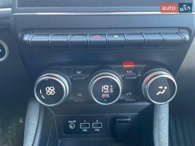 Белый Рено Зое, объемом двигателя 0 л и пробегом 217 тыс. км за 11990 $, фото 24 на Automoto.ua