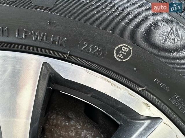 Белый Рено Зое, объемом двигателя 0 л и пробегом 124 тыс. км за 13200 $, фото 4 на Automoto.ua