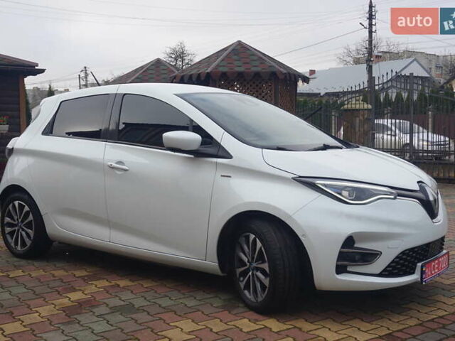 Белый Рено Зое, объемом двигателя 0 л и пробегом 122 тыс. км за 13000 $, фото 5 на Automoto.ua