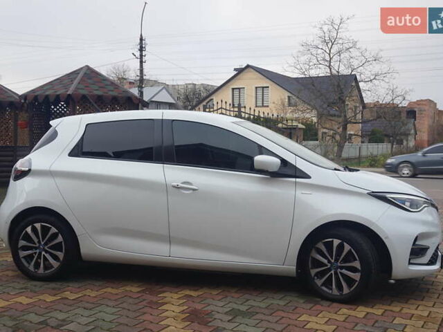 Белый Рено Зое, объемом двигателя 0 л и пробегом 122 тыс. км за 13000 $, фото 6 на Automoto.ua