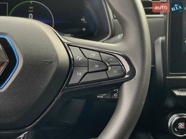 Белый Рено Зое, объемом двигателя 0 л и пробегом 66 тыс. км за 12499 $, фото 42 на Automoto.ua