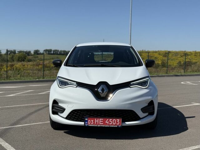 Білий Рено Зое, об'ємом двигуна 0 л та пробігом 80 тис. км за 11500 $, фото 1 на Automoto.ua