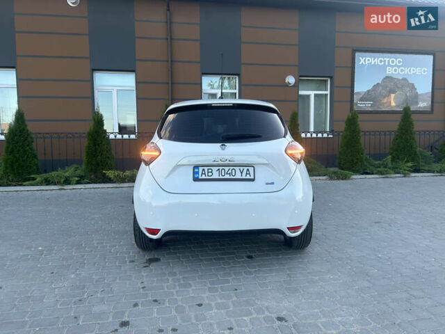 Белый Рено Зое, объемом двигателя 0 л и пробегом 65 тыс. км за 12500 $, фото 8 на Automoto.ua