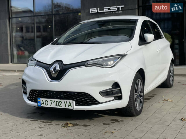 Белый Рено Зое, объемом двигателя 0 л и пробегом 106 тыс. км за 12299 $, фото 1 на Automoto.ua