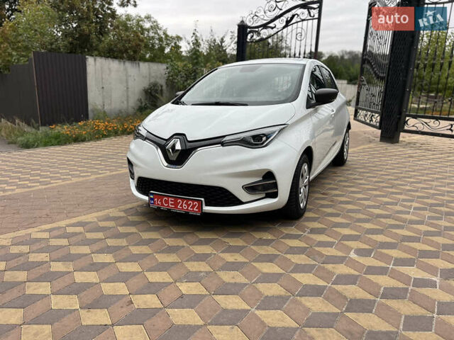 Белый Рено Зое, объемом двигателя 0 л и пробегом 23 тыс. км за 13300 $, фото 1 на Automoto.ua