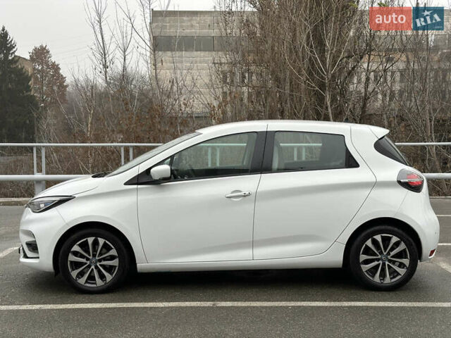 Білий Рено Зое, об'ємом двигуна 0 л та пробігом 77 тис. км за 12990 $, фото 7 на Automoto.ua