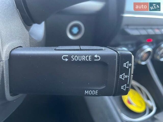 Белый Рено Зое, объемом двигателя 0 л и пробегом 217 тыс. км за 11990 $, фото 20 на Automoto.ua