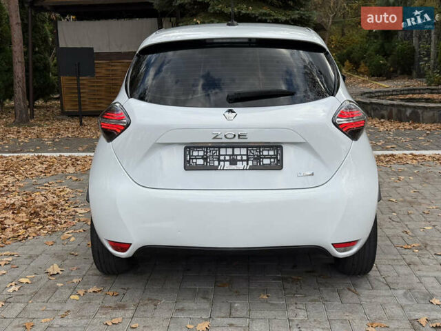 Білий Рено Зое, об'ємом двигуна 0 л та пробігом 30 тис. км за 12300 $, фото 4 на Automoto.ua