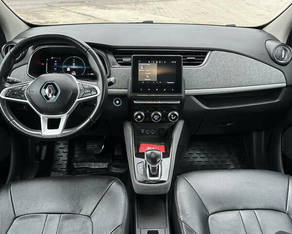 Белый Рено Зое, объемом двигателя 0 л и пробегом 88 тыс. км за 12300 $, фото 25 на Automoto.ua