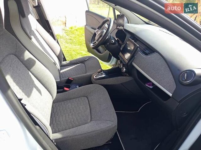 Рено Зое 2020 в Ходорів на Automoto.ua Белый Рено Зое, объемом двигателя 0 л и пробегом 46 тыс. км за 12800 $, фото 3 на Automoto.ua