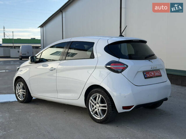 Белый Рено Зое, объемом двигателя 0 л и пробегом 93 тыс. км за 11500 $, фото 5 на Automoto.ua