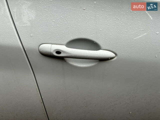 Білий Рено Зое, об'ємом двигуна 0 л та пробігом 20 тис. км за 12300 $, фото 3 на Automoto.ua