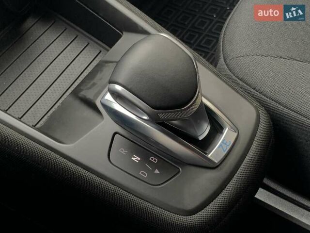 Белый Рено Зое, объемом двигателя 0 л и пробегом 44 тыс. км за 12499 $, фото 48 на Automoto.ua