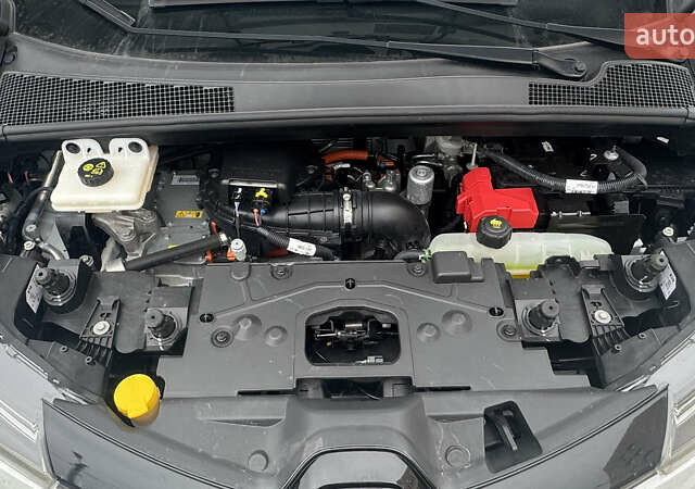 Белый Рено Зое, объемом двигателя 0 л и пробегом 44 тыс. км за 12950 $, фото 32 на Automoto.ua