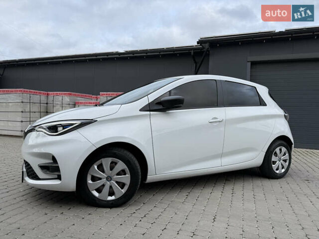 Белый Рено Зое, объемом двигателя 0 л и пробегом 36 тыс. км за 12900 $, фото 16 на Automoto.ua
