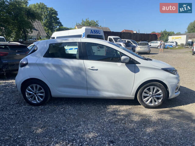 Белый Рено Зое, объемом двигателя 0 л и пробегом 78 тыс. км за 11700 $, фото 11 на Automoto.ua