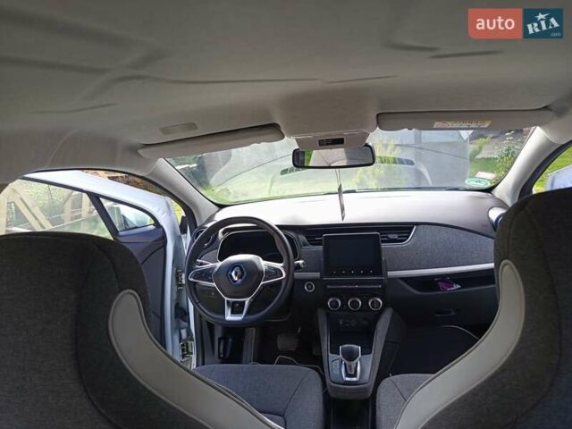 Рено Зое 2020 в Ходорів на Automoto.ua Белый Рено Зое, объемом двигателя 0 л и пробегом 46 тыс. км за 12800 $, фото 9 на Automoto.ua