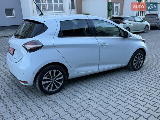 Білий Рено Зое, об'ємом двигуна 0 л та пробігом 23 тис. км за 13150 $, фото 13 на Automoto.ua