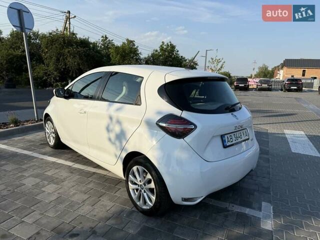 Білий Рено Зое, об'ємом двигуна 0 л та пробігом 70 тис. км за 11800 $, фото 2 на Automoto.ua