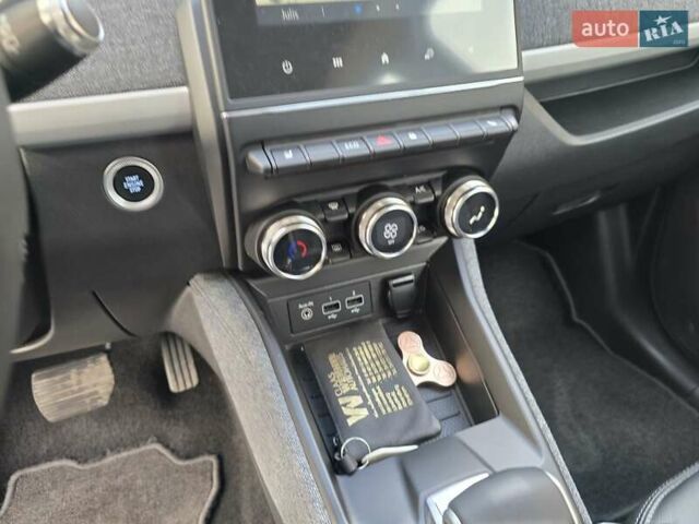Белый Рено Зое, объемом двигателя 0 л и пробегом 65 тыс. км за 12300 $, фото 19 на Automoto.ua