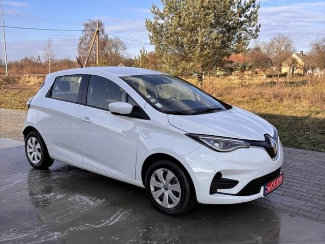 Белый Рено Зое, объемом двигателя 0 л и пробегом 15 тыс. км за 12299 $, фото 7 на Automoto.ua