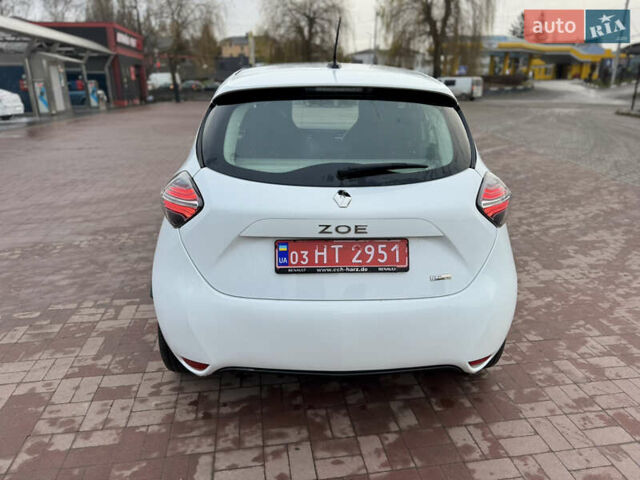 Белый Рено Зое, объемом двигателя 0 л и пробегом 116 тыс. км за 11499 $, фото 5 на Automoto.ua