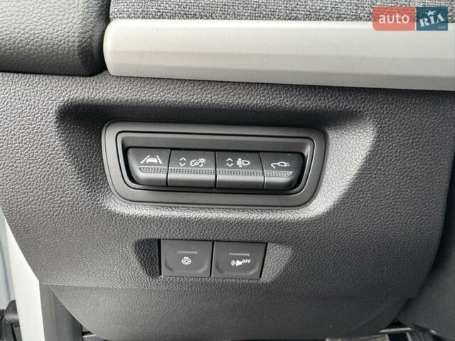 Білий Рено Зое, об'ємом двигуна 0 л та пробігом 84 тис. км за 11999 $, фото 25 на Automoto.ua