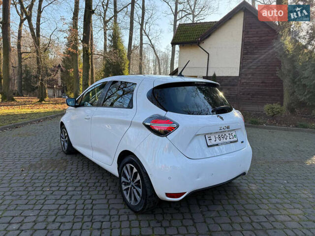 Белый Рено Зое, объемом двигателя 0 л и пробегом 118 тыс. км за 12900 $, фото 6 на Automoto.ua