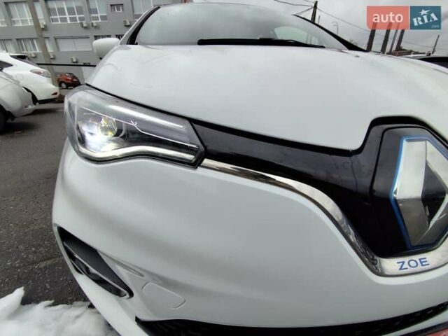 Рено Зое 2020 в Киеве на Automoto.ua Белый Рено Зое, объемом двигателя 0 л и пробегом 112 тыс. км за 13333 $, фото 62 на Automoto.ua