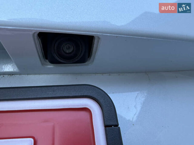 Білий Рено Зое, об'ємом двигуна 0 л та пробігом 23 тис. км за 13150 $, фото 55 на Automoto.ua