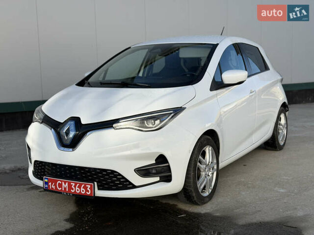 Белый Рено Зое, объемом двигателя 0 л и пробегом 93 тыс. км за 11500 $, фото 8 на Automoto.ua