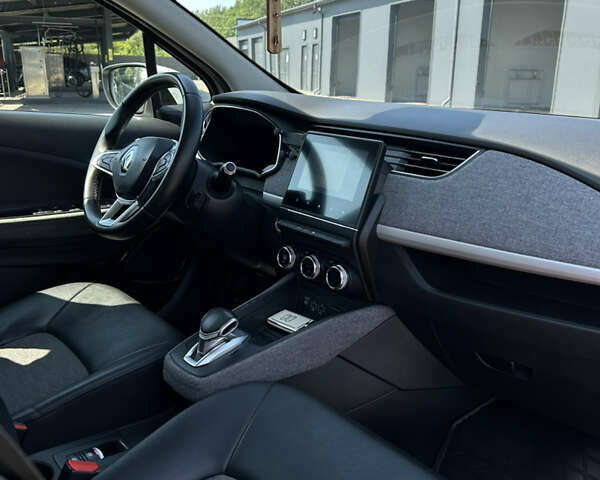 Белый Рено Зое, объемом двигателя 0 л и пробегом 119 тыс. км за 11700 $, фото 7 на Automoto.ua