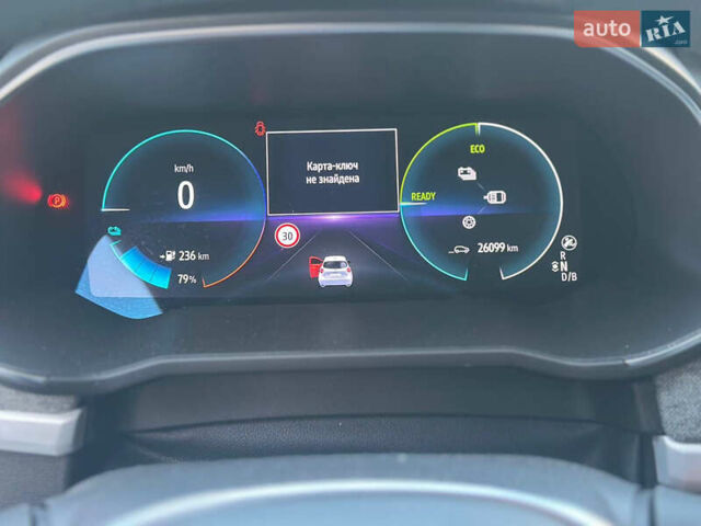 Белый Рено Зое, объемом двигателя 0 л и пробегом 26 тыс. км за 13888 $, фото 11 на Automoto.ua
