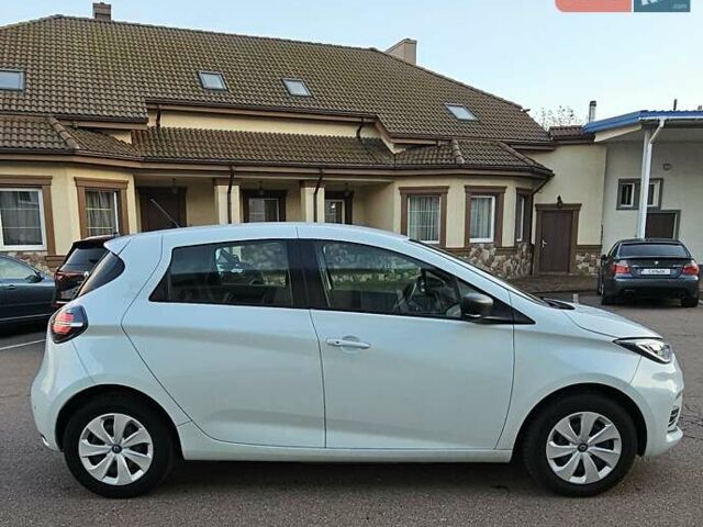 Белый Рено Зое, объемом двигателя 0 л и пробегом 85 тыс. км за 11999 $, фото 3 на Automoto.ua