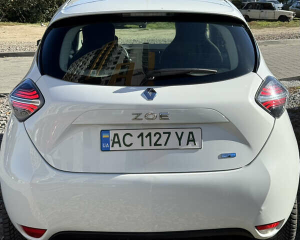 Рено Зое 2020 в Владимир-Волынский на Automoto.ua Белый Рено Зое, объемом двигателя 0 л и пробегом 55 тыс. км за 12000 $, фото 4 на Automoto.ua