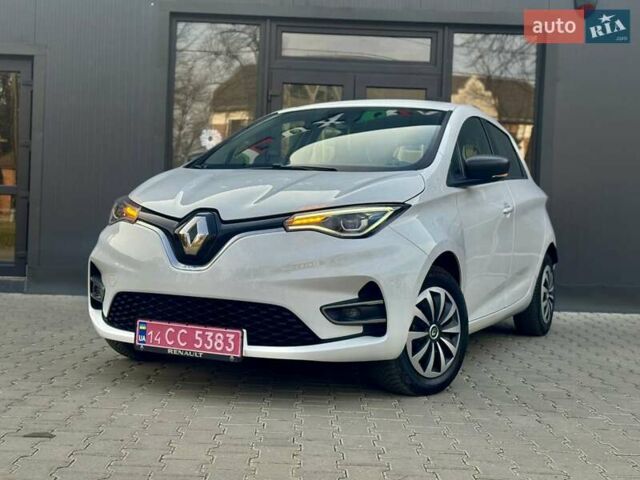 Белый Рено Зое, объемом двигателя 0 л и пробегом 86 тыс. км за 10850 $, фото 23 на Automoto.ua