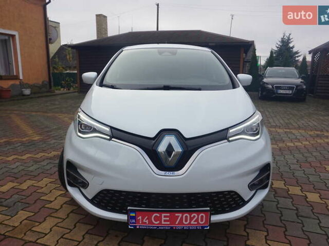 Белый Рено Зое, объемом двигателя 0 л и пробегом 122 тыс. км за 13000 $, фото 16 на Automoto.ua