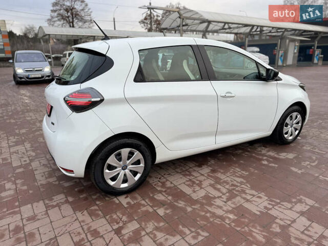 Белый Рено Зое, объемом двигателя 0 л и пробегом 116 тыс. км за 11499 $, фото 7 на Automoto.ua